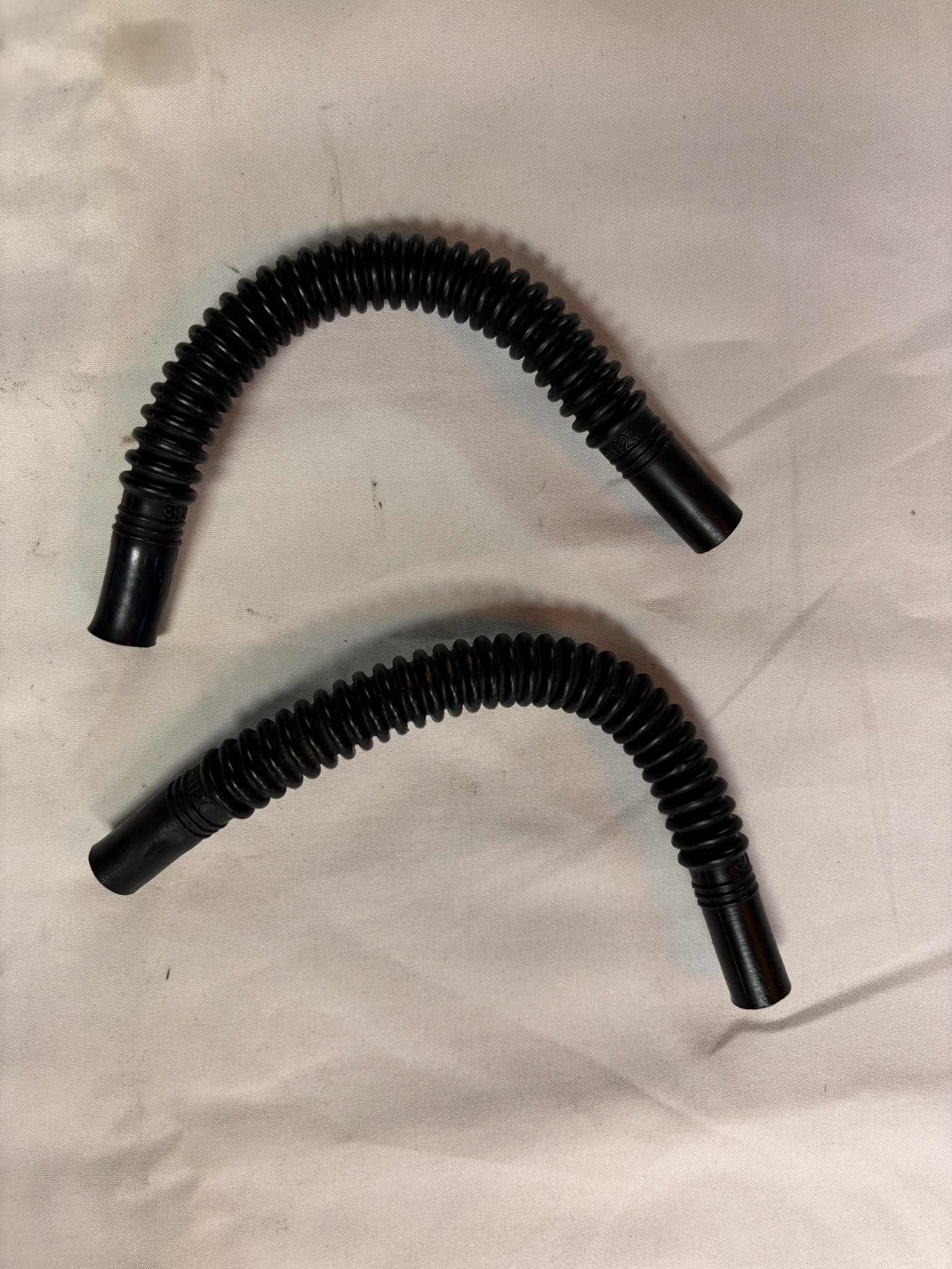 Tuyaux de ralenti Aprilia RSV 1000 (2004–2008) Réf. AP8106862 – Image 2