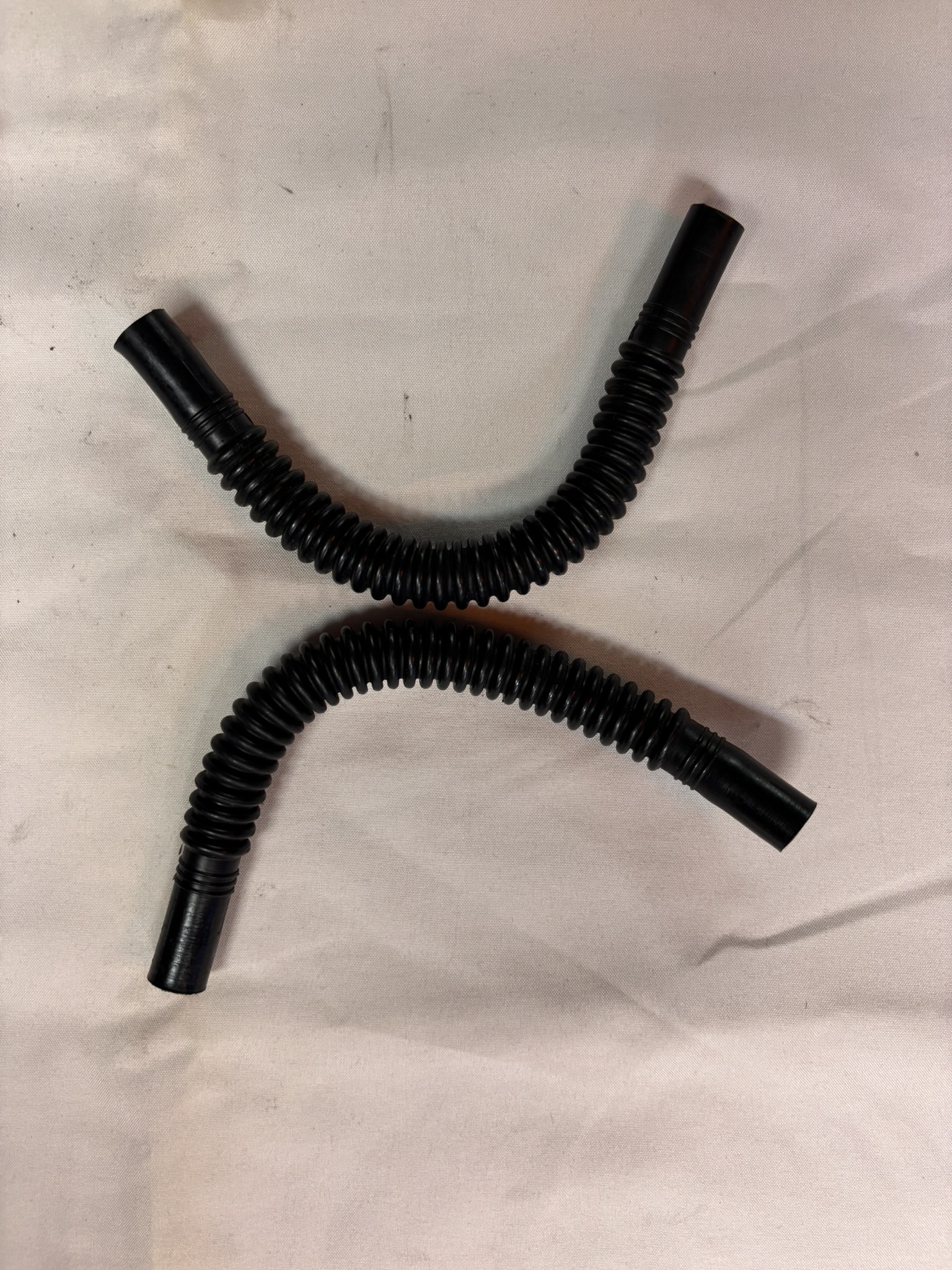 Tuyaux de ralenti Aprilia RSV 1000 (2004–2008) Réf. AP8106862