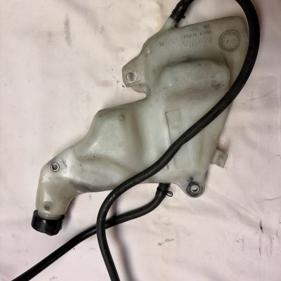 Vase d’expansion eau Aprilia RSV1000 1999-2003 / Tuono jusqu’à 2004