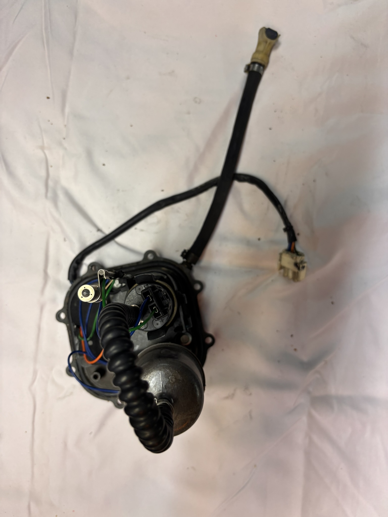 Pompe à Essence Complète – Compatible Aprilia RSV 1000 (1999–2003) Tuono (jusqu’à 2004) – Image 2